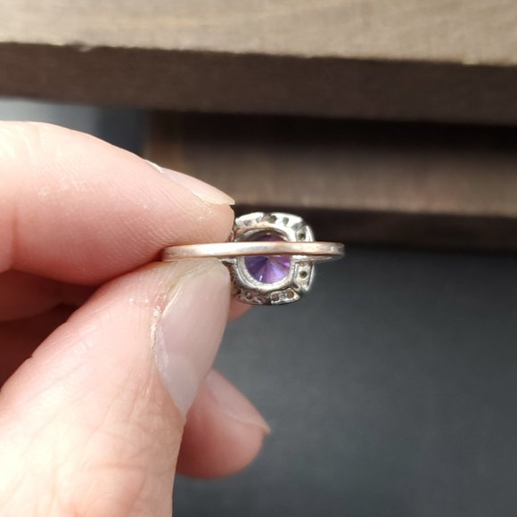 Size 5.5 Silver & Copper Tone Purple Round Cubic Zirconia Halo Ring - Picture 4 of 7
